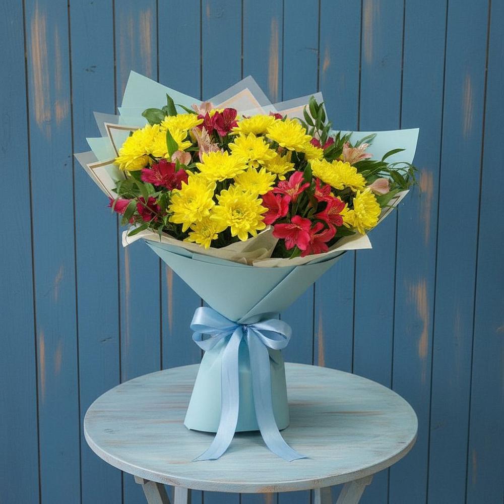 Букет цветов из: Альстромерии и Хризантемы в Савинской