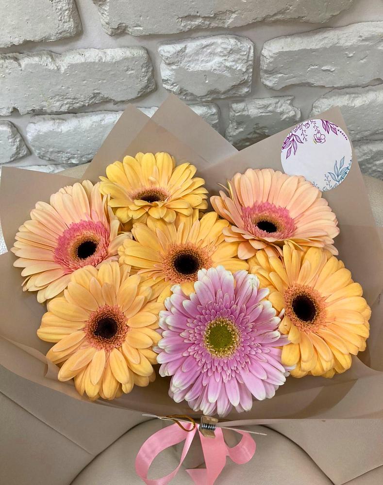 Букет цветов из: Герберы в Савинской