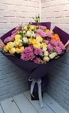 Букет цветов из:  Хризантемы и Розы в Савинской