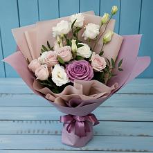 Букет цветов из:  Розы и Лизиантусы в Савинской