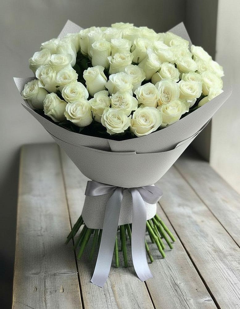 Букет 35 Белых роз в Савинской