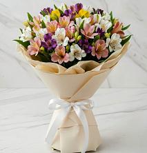 Букет цветов из:  Альстромерии в Савинской