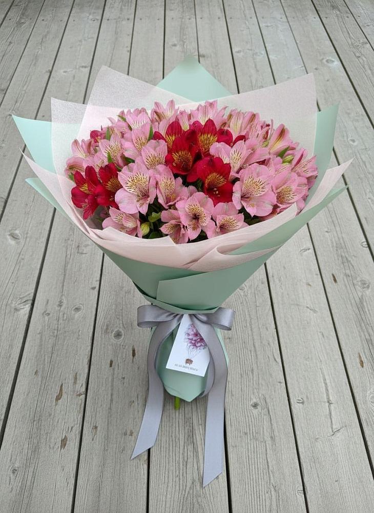 Букет цветов из: Альстромерии в Савинской