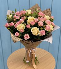 Букет цветов из:  Розы в Савинской