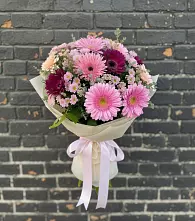 Букет цветов из:  Герберы и Хризантемы в Савинской