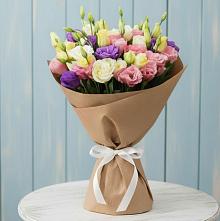 Букет цветов из:  Лизиантусы в Савинской