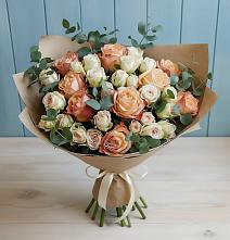 Букет цветов из:  Альстромерии и Розы в Савинской