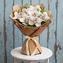 Букет цветов из:  Орхидеи и Розы #REPLACE_PRED# Савинской